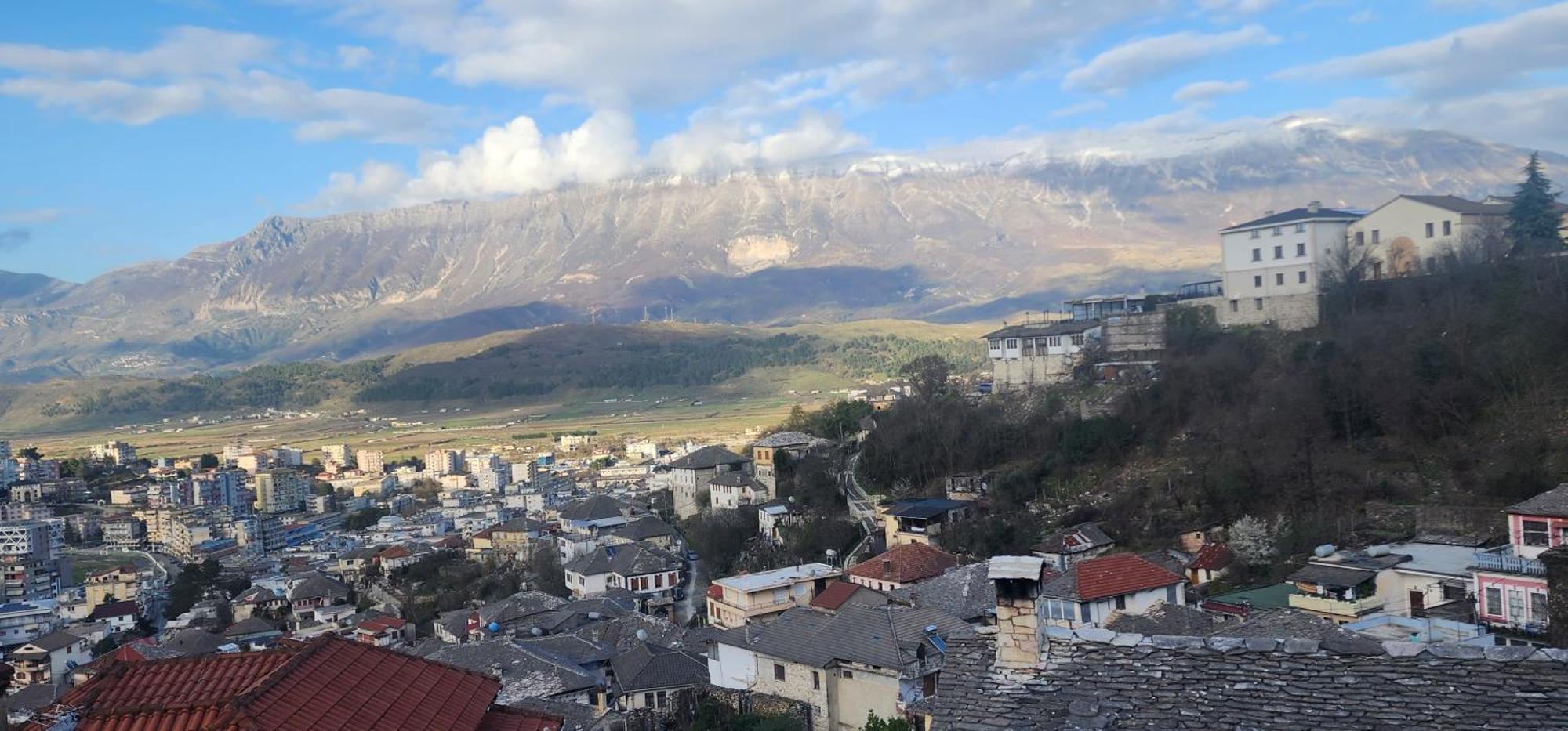 Silver Hill Guesthouse Gjirokastër Habitación foto