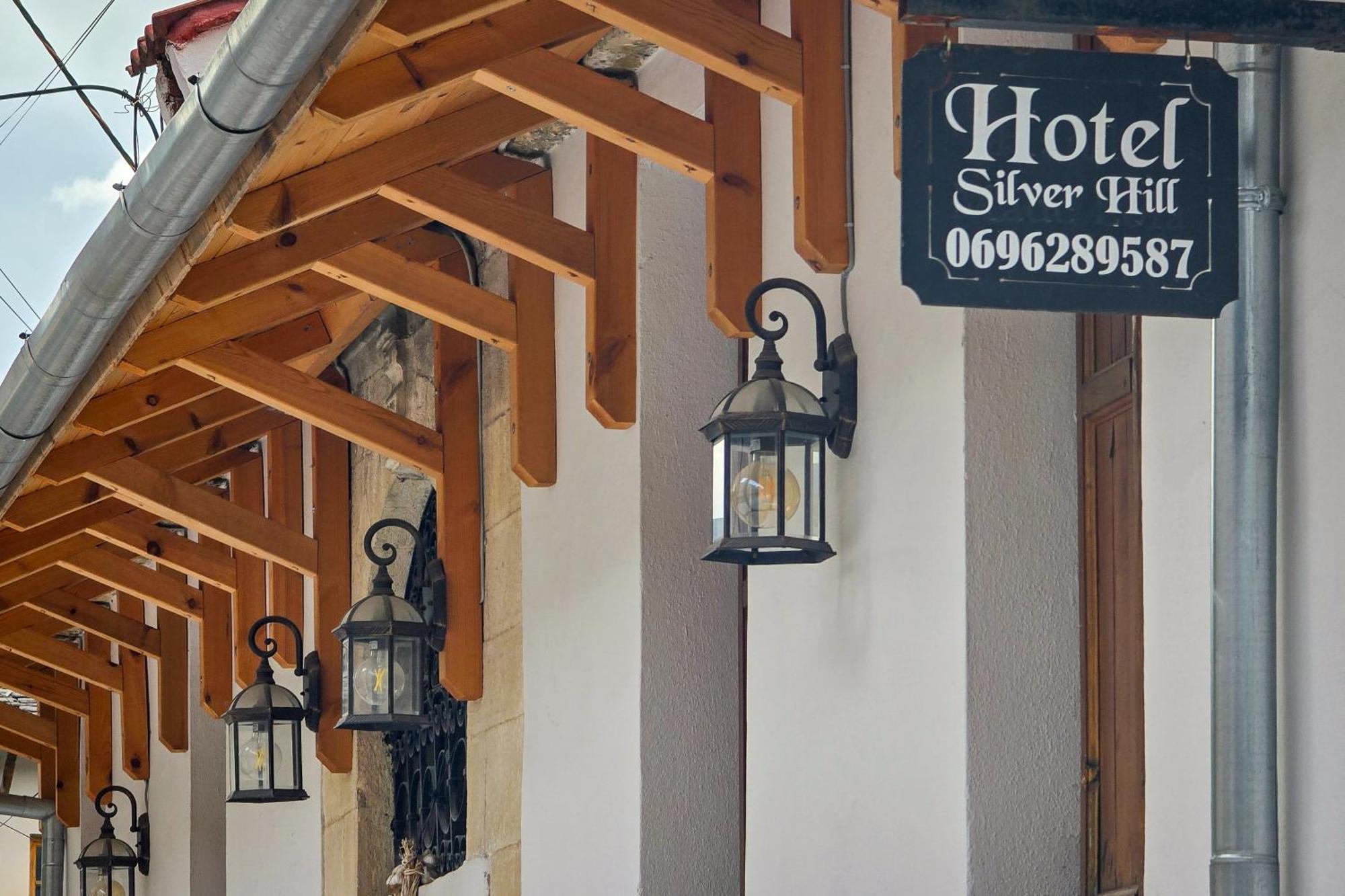 Silver Hill Guesthouse Gjirokastër Exterior foto