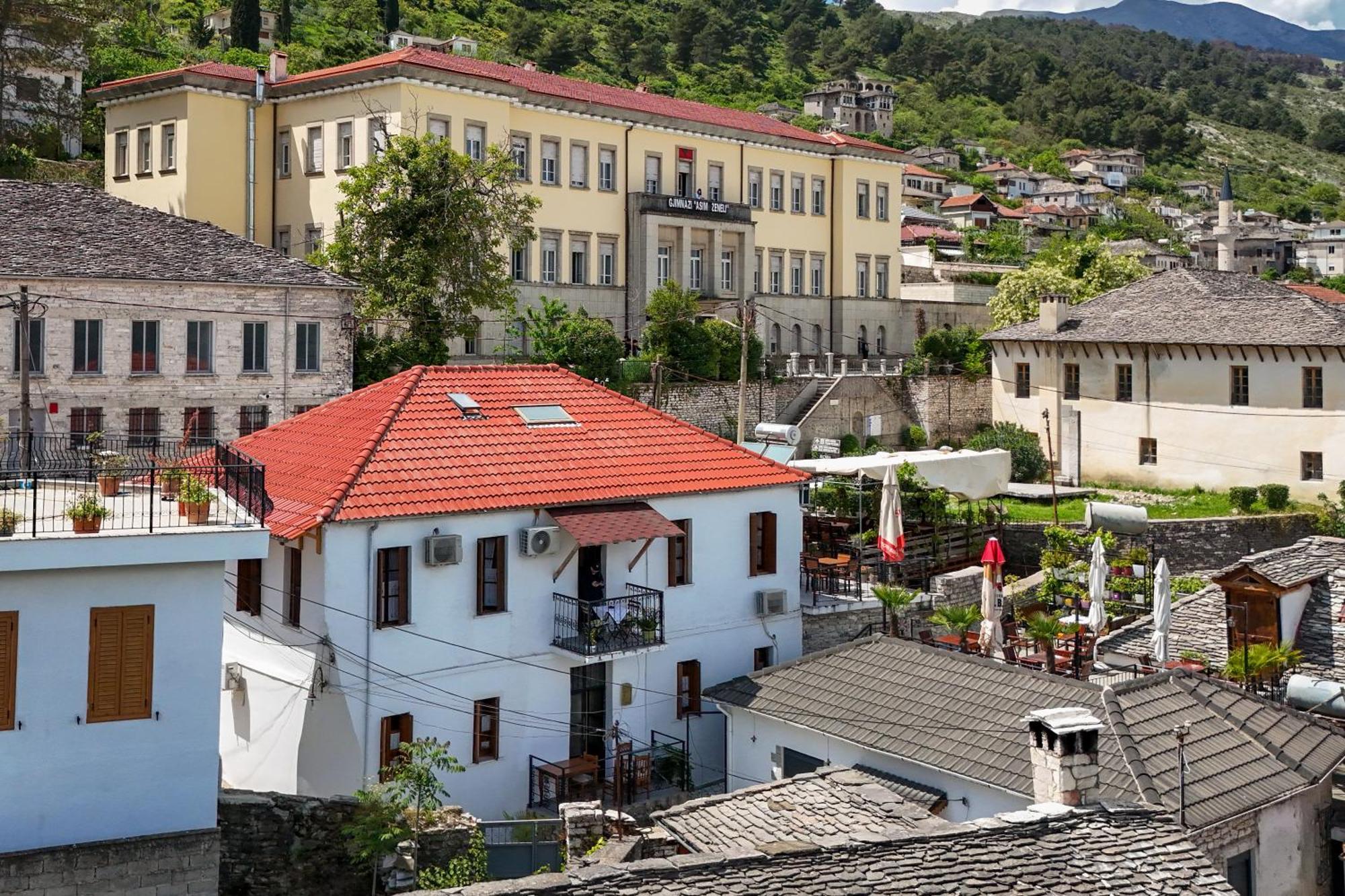 Silver Hill Guesthouse Gjirokastër Exterior foto